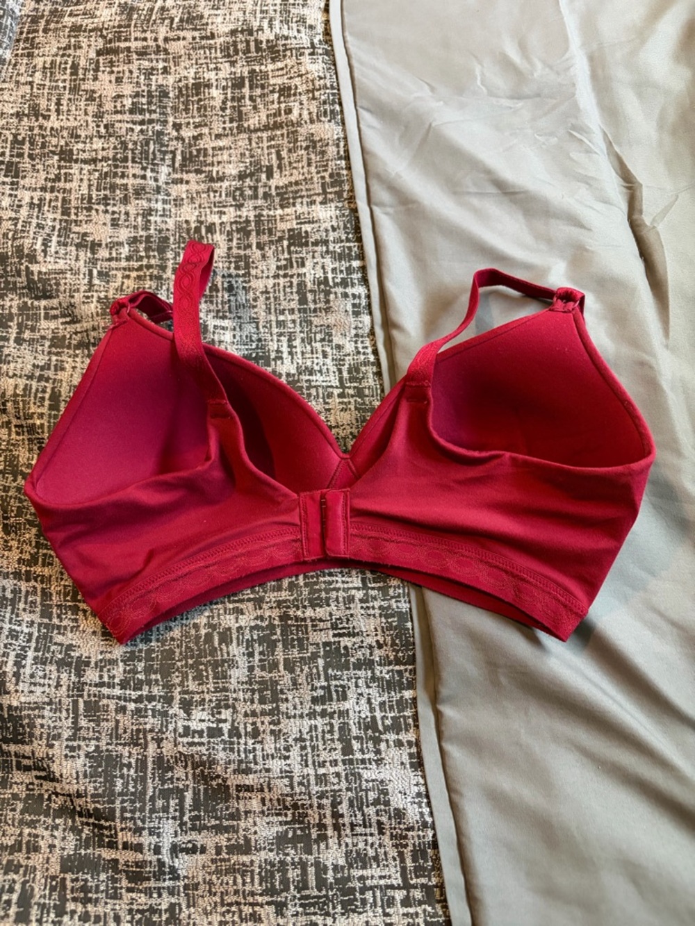 Warners Cloud 9 1269 Super Soft Wireless Lightly Lined Comfort Bra - Picture 2 of 3